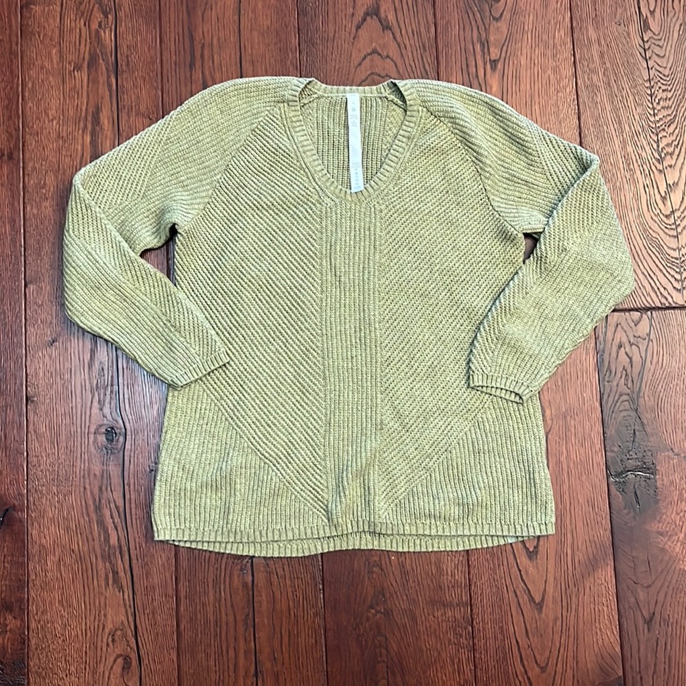 Green Lululemon what the heart wants sweater